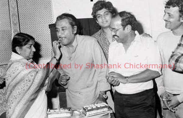 Birthday bash - Lata Mangeshkar, Kishore, Amit and others (Contributed by Shashank Chickermane)