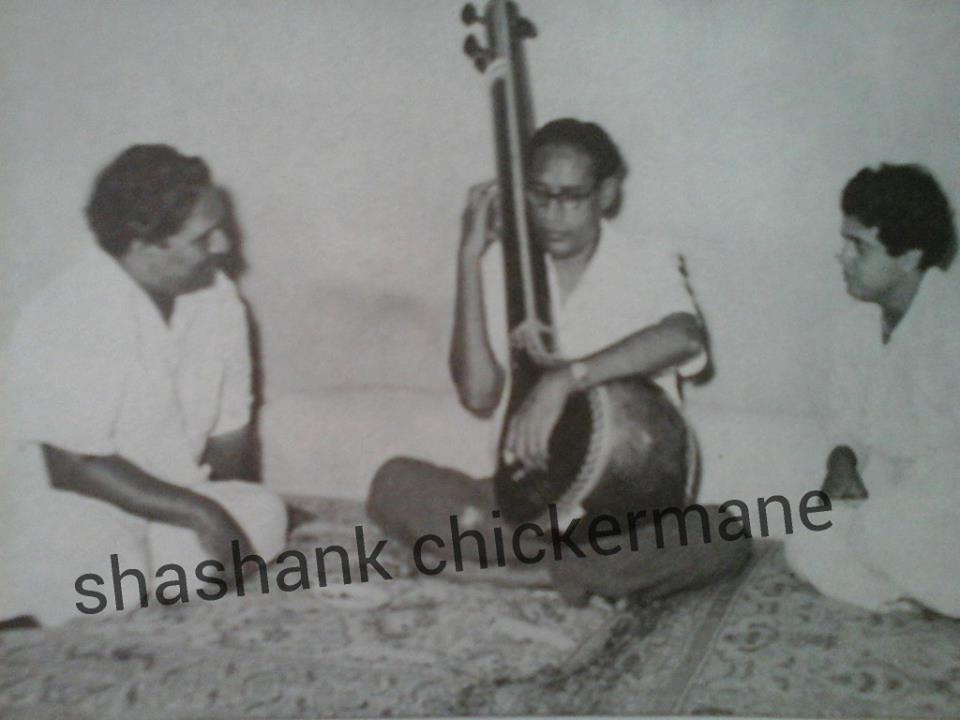 Ustad Amir Khan playing instrument alongwith Shankar Jaikishan