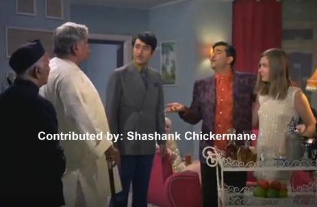 Raj Kapoor with his father Prithviraj Kapoor, Randhir Kapoor, David & others in the film 'Kal Aaj Aur Kal'