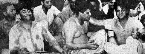 Jaikishan with Raj Kapoor & Shammi Kapoor enjoying Holi