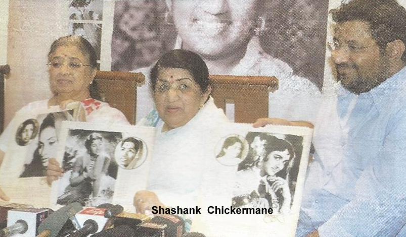 Lata, Usha & Adinath Mangeshkar releasing Lata Mangeshkar Special Calender