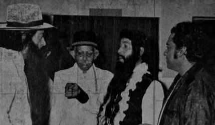 Kishoreda with IS Johar, Anwar Hussain & Amit Kumar in the film scene