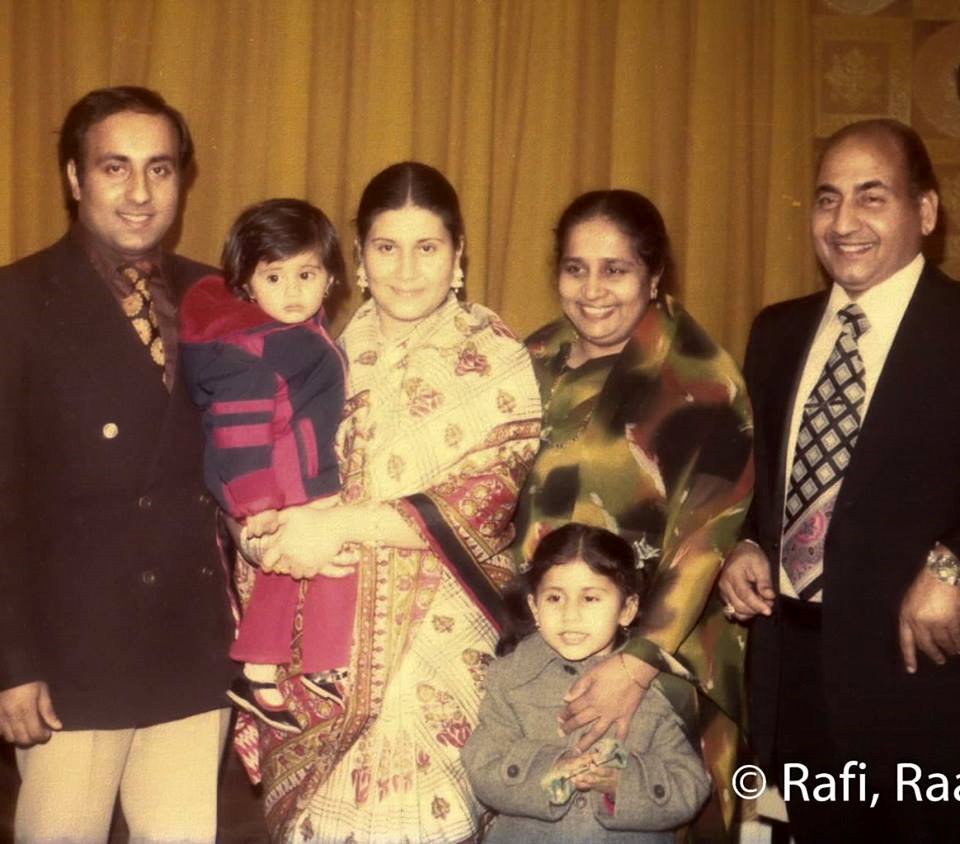 Mohammad Rafi with his family