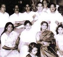 Mannadey with Hemantda, Talat Mohd, Sandhya Mukherjee & others