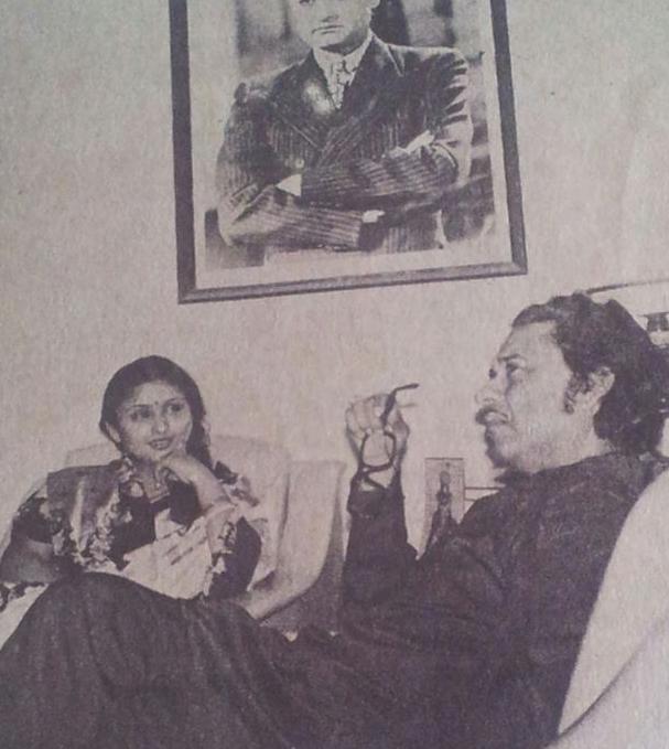 Kishorekumar relaxing with his wife Leena in the house