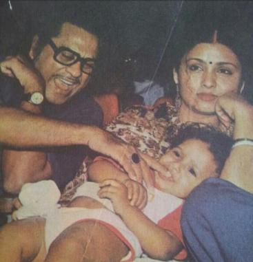 Kishore Kumar in playful mood with Sumeet Kumar and Leena Chandavarkar