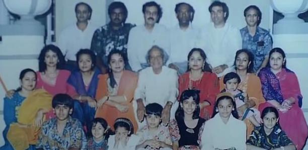 Naushad with his entire family
