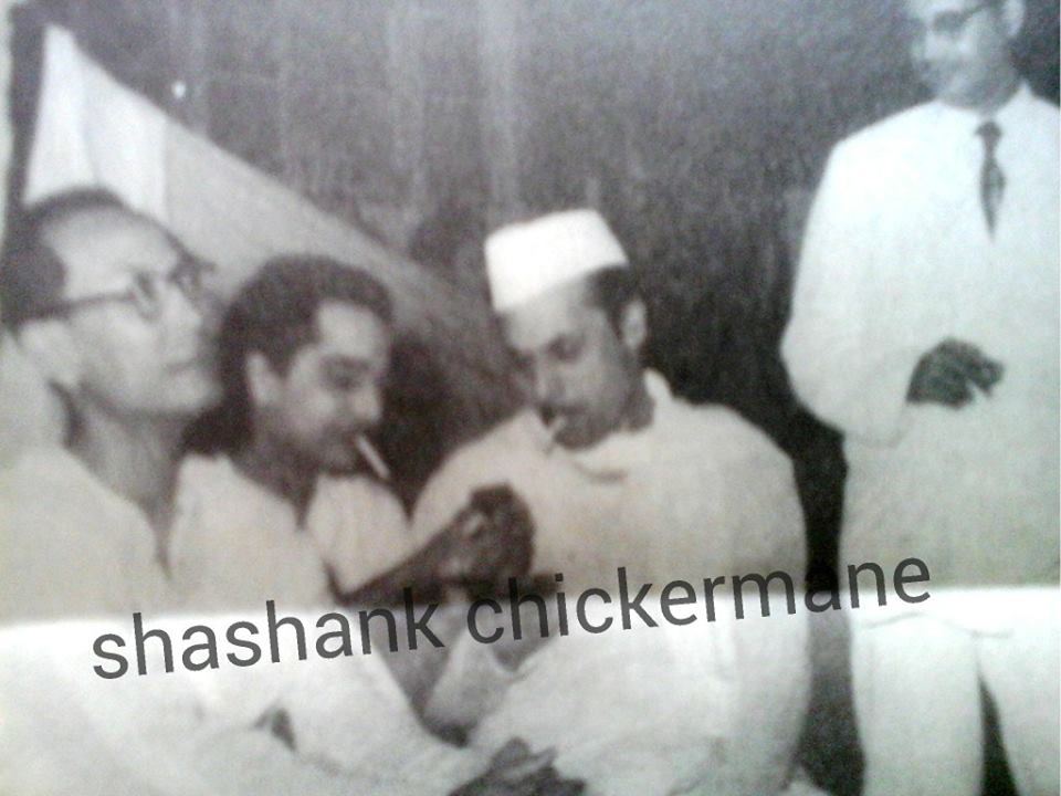 SD Burman with Pradeep, S Mukherjee & Gurudutt in a function