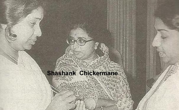 Lata with Asha & Usha Mangeshkar