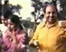 Rafi in enjoyable mood with his entire family 