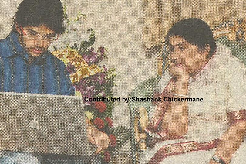 Lata discussing with Aditya Thackrey 