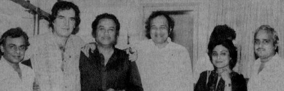 Kishoreda with Kalyanji Anandji, Anju Mahendroo, Feroz Khan & others in the recording studio
