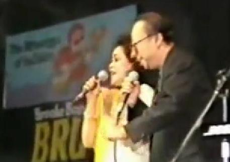 RD Burman sings with Poornima in a concert in Dubai