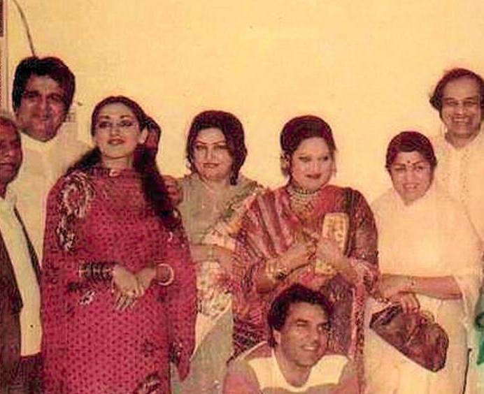 Lata with Noorjahan, Kalyanji, Dilip Kumar, Dharmendra & others