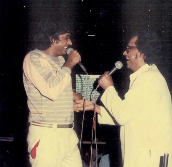 Kishorekumar sings with Amit Kumar in a concert