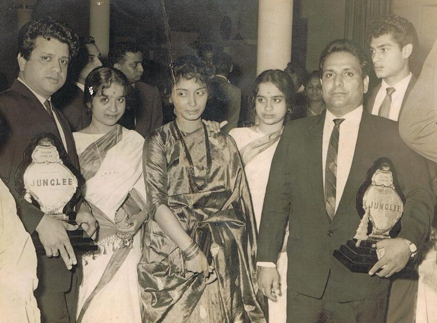 Shankar Jaikishan & Sharda received award