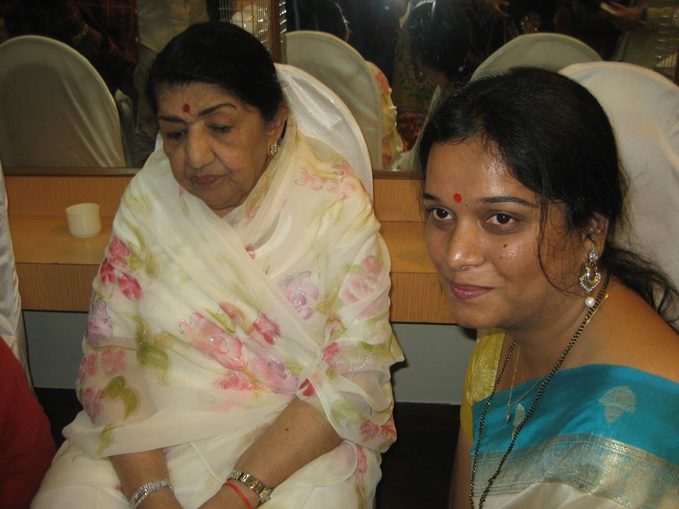 Lata with others