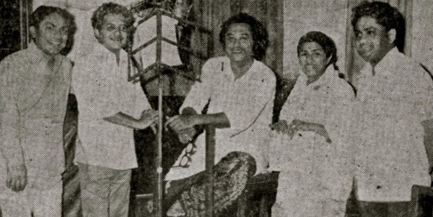 Kishoreda with Lata, Laxmikant Pyarelal & others in the recording studio.