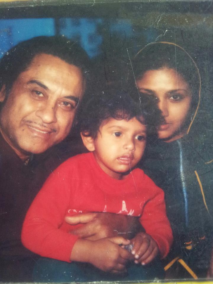 Kishore Kumar with wife Leena Chandavarkar and son Sumeet