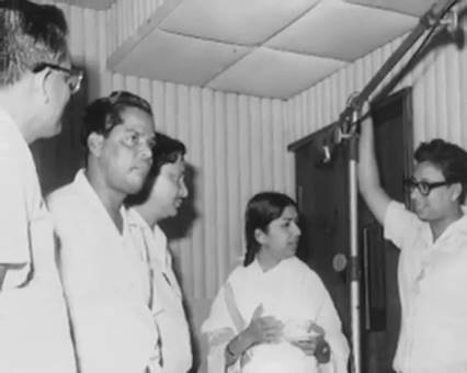 Lata with RD Burman & others in the recording studio