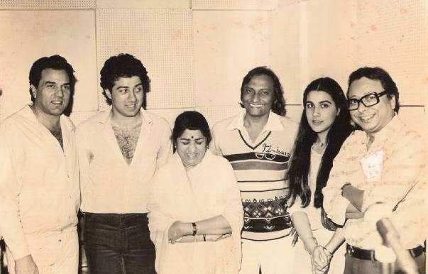 RD Burman with Lata, Dharmendra, Sunny Deol, Shabbir Kumar & Amruta Singh
