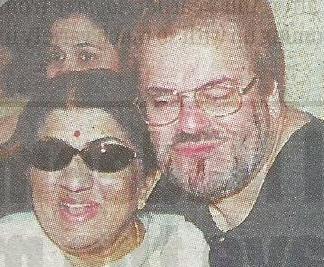 Lata with Nitin Mukesh