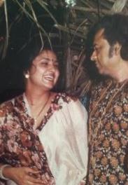 Kishore Kumar with wife Leena Chandavarkar