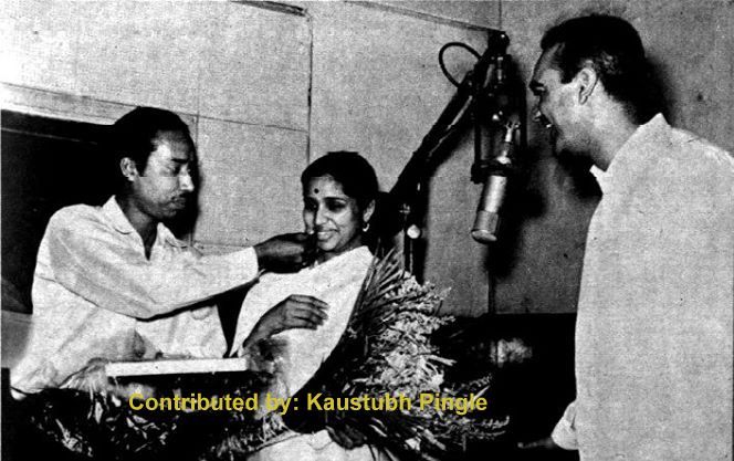 OP Nayyar with Asha Bhosale & others in the recording studio