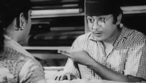 Kishoreda with the heroin in the film 