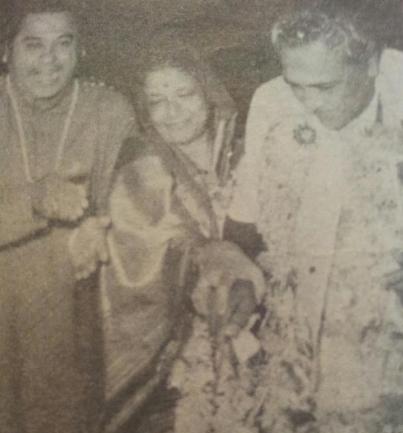Kishore Kumar with Ashok Kumar