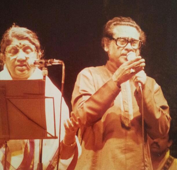 Kishore Kumar with Lata Mangeshkar in a concert