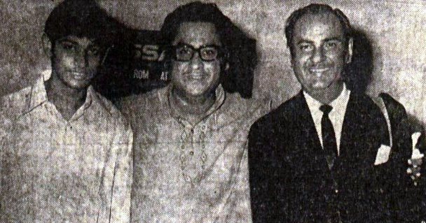Kishoreda with his son Amit & others