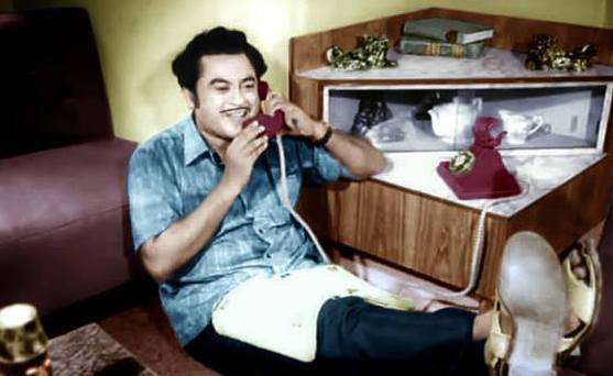 Kishoreda speaking in telephone at home