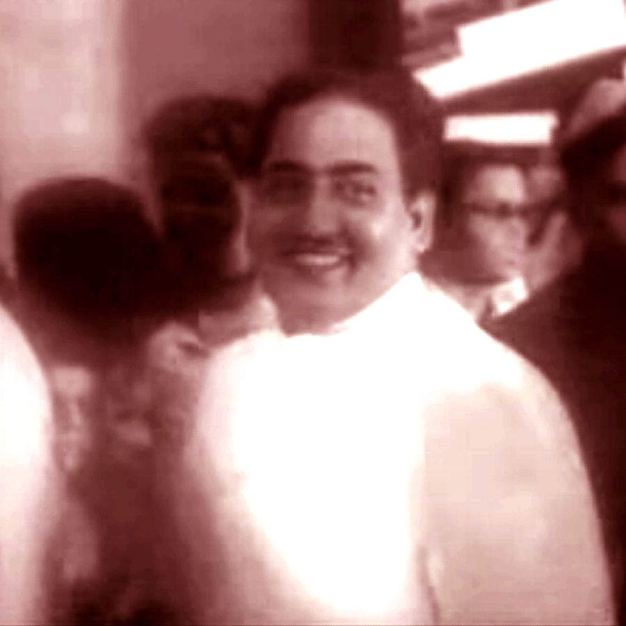 mohd rafi sahib in a preimer of an unknown film