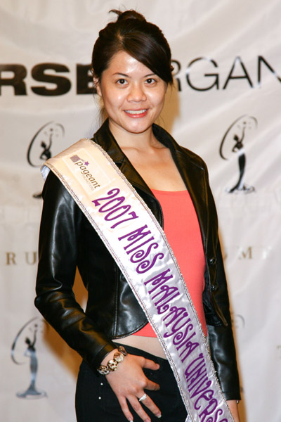 Adelaine Chin Ai Nee, Miss Universe Malaysia 2007-4