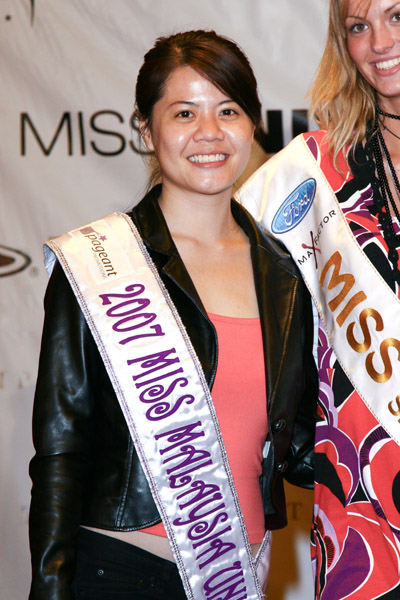 Adelaine Chin Ai Nee, Miss Universe Malaysia 2007-7