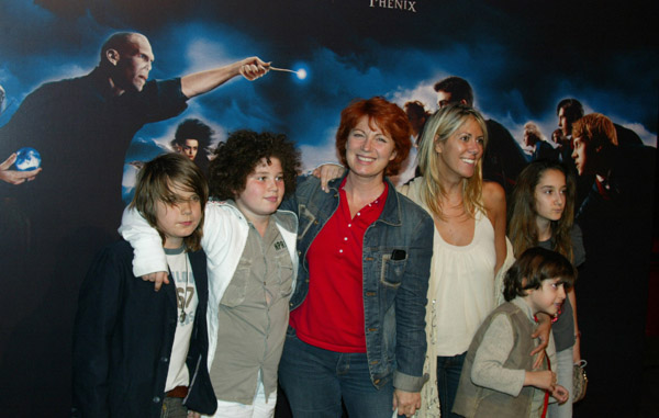 Actress Veronique Genest and guests attend the Premiere for the David Yates's film Harry Potter and the order of the phoenix on July 4, 2007 in Paris, France - 1