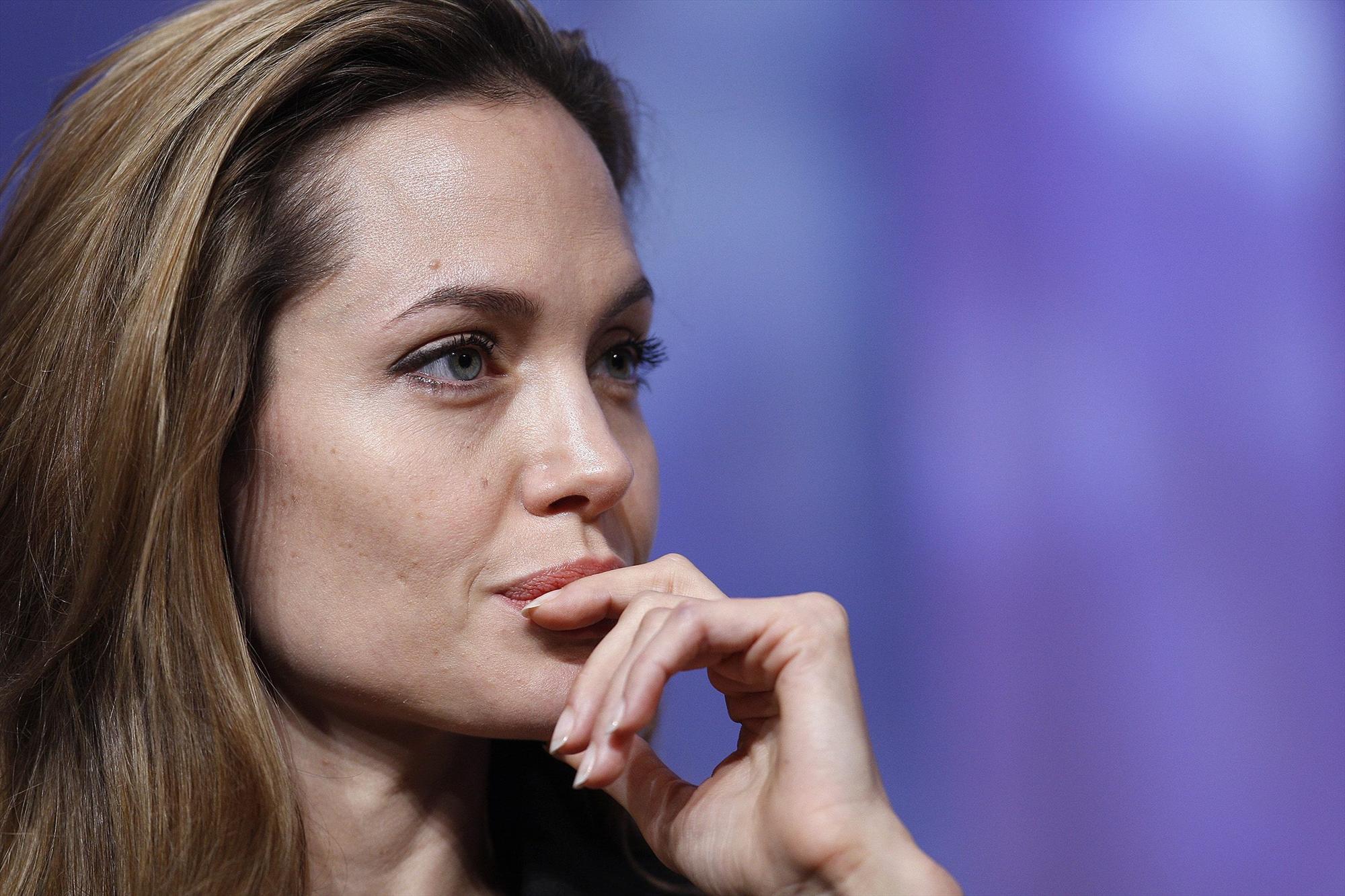Angelina Jolie - Clinton Global Initiative event-3