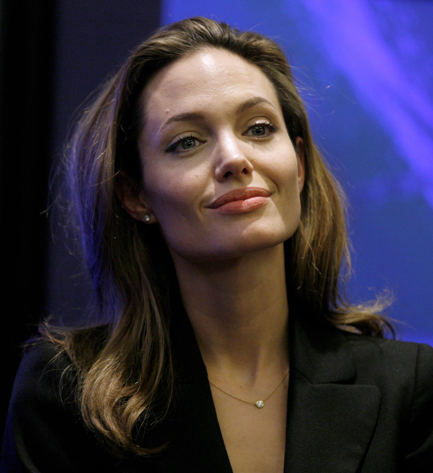 Angelina Jolie - Clinton Global Initiative event-10