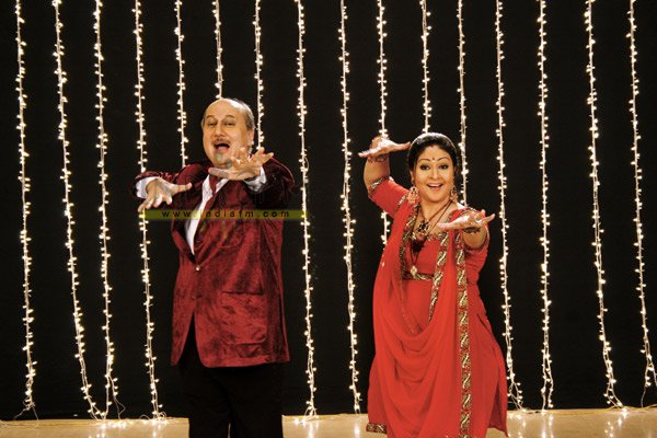 Anupam Kher, Rati Agnihotri in Rama Rama Kya Hai Dramaaa - 1