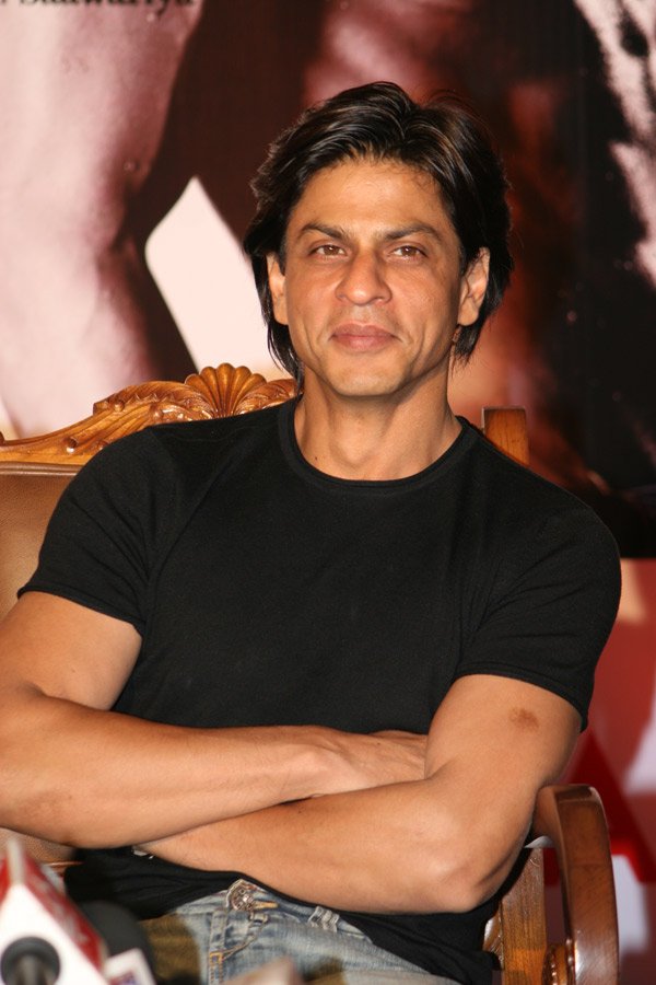 Shahrukh Khan launches Filmfare's latest initiative, Filmfare Mobile - 8