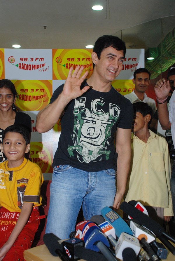 Aamir Khan celebrates Children's Day 