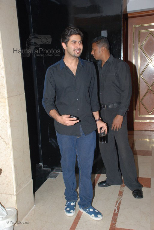 Bollyood A listers at DJ Aqeels new club Bling launch in Hotel Leela on Jan 27 2008 