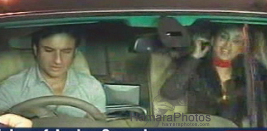 Saif Ali Khan picking up Kareena Kapoor in his car after the stardust awards 