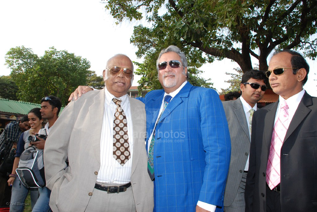 Dr. Vijay Mallya at Mcdowell's Derby in Race course on 2nd Feb 2008  