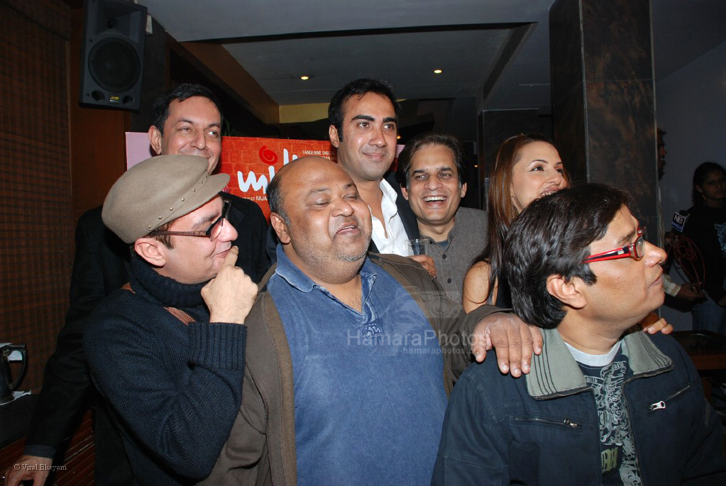 Rajat Kapoor, Sourabh Shukla, Vinay Pathak, Neha Dhupia, Ranvir Shorey at Mithiya film press meet on Feb 4th 2008 in Zenzi 