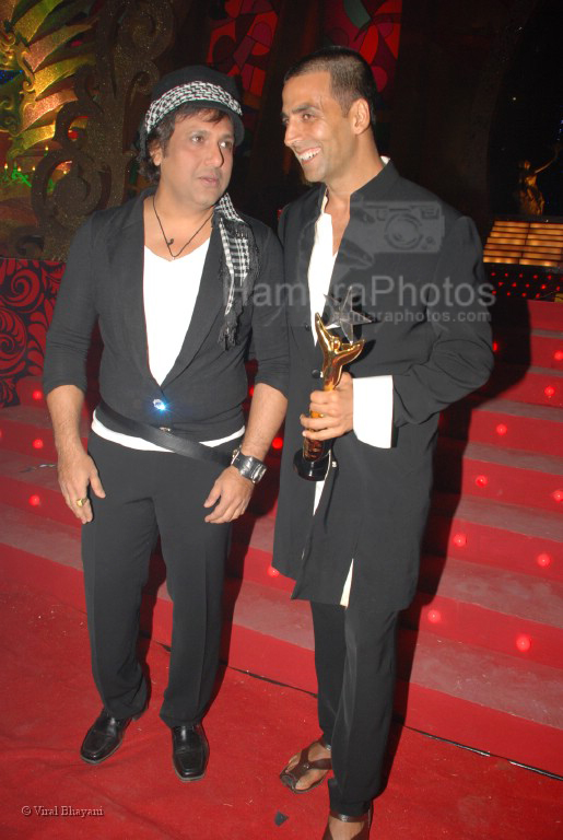 Govinda & Akshaye Kumar at the MAX Stardust Awards 2008 on 27th Jan 2008 