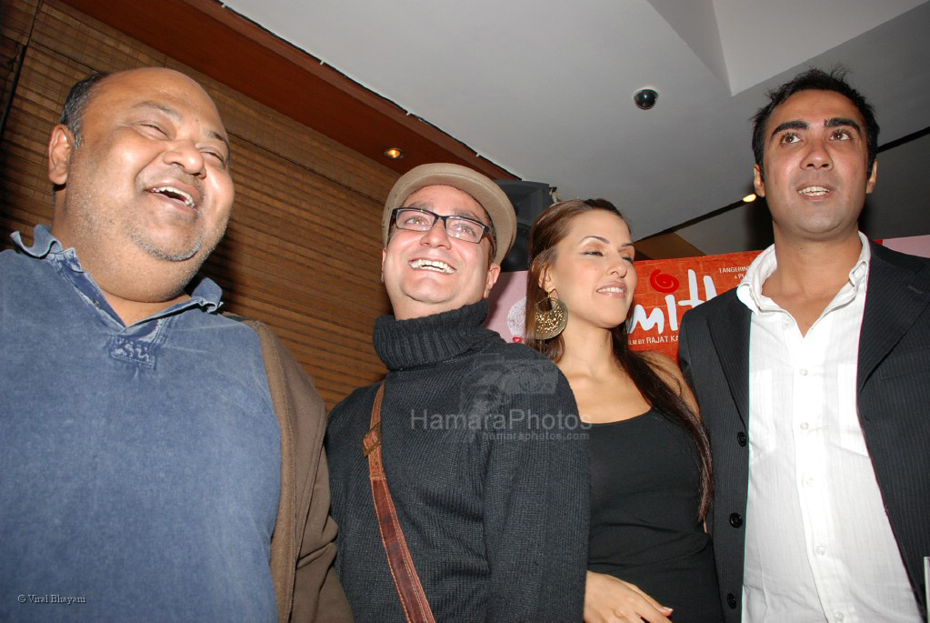 Sourabh Shukla, Vinay Pathak, Neha Dhupia, Ranvir Shorey at Mithiya film press meet on Feb 4th 2008 in Zenzi 