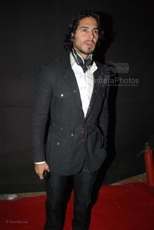 Dino Morea at the MAX Stardust Awards 2008 on 27th Jan 2008 