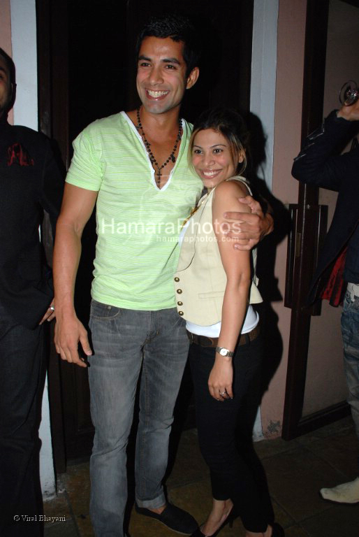 Arjun Khanna's fashion event launch of 180 degrees in Indigo on Feb 5th 2008 